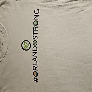 WAHLBURGERS Rare Orlando / Boston Strong Tshirt sz Small